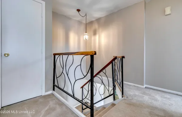 $230,000 | 423 Lakebend Place, Brandon, MS 39042