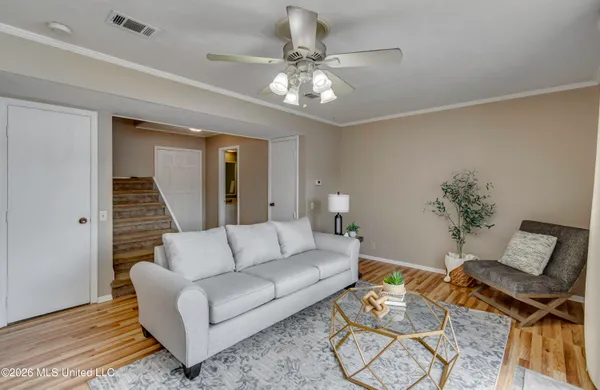 $230,000 | 423 Lakebend Place, Brandon, MS 39042