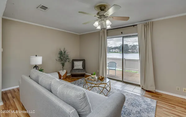 $230,000 | 423 Lakebend Place, Brandon, MS 39042