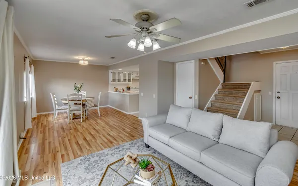 $230,000 | 423 Lakebend Place, Brandon, MS 39042