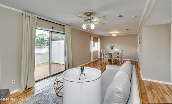 $230,000 | 423 Lakebend Place, Brandon, MS 39042