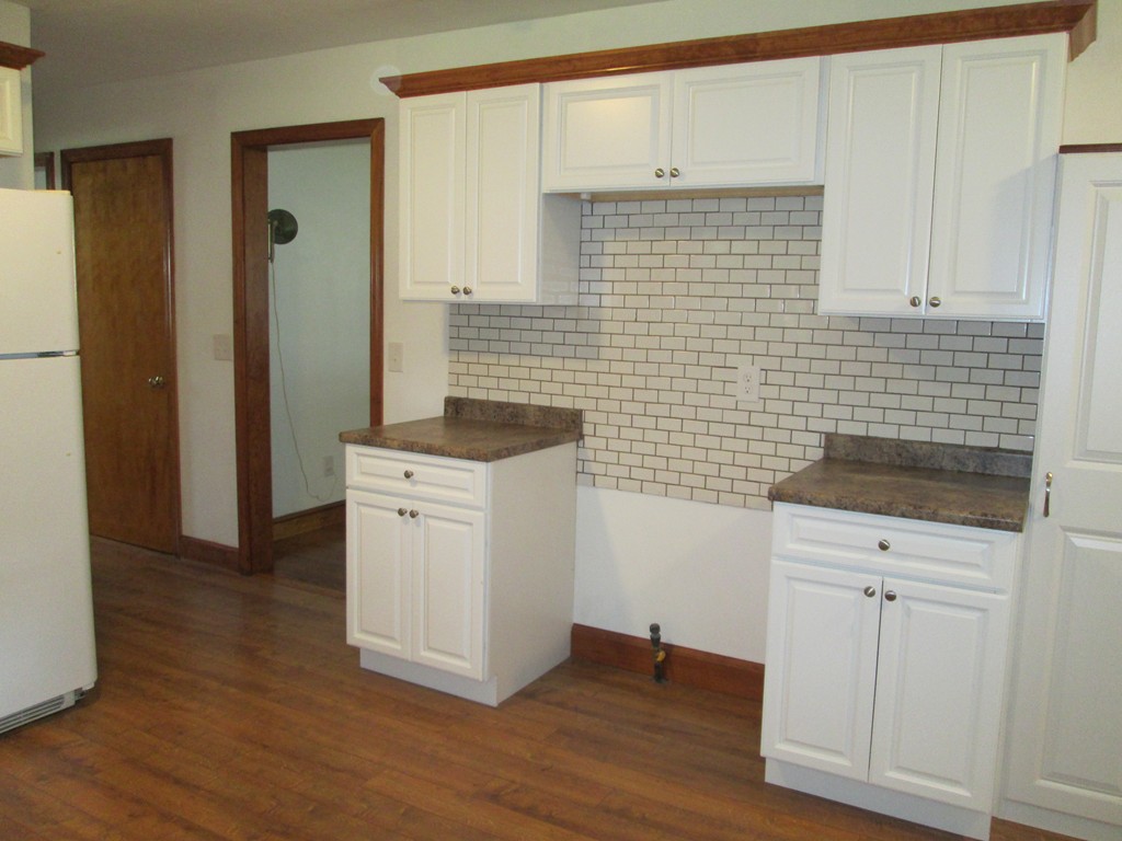 28 Doyle Avenue Springfield, MA 01104 - Photo 5 of 15 Gallery Image 5