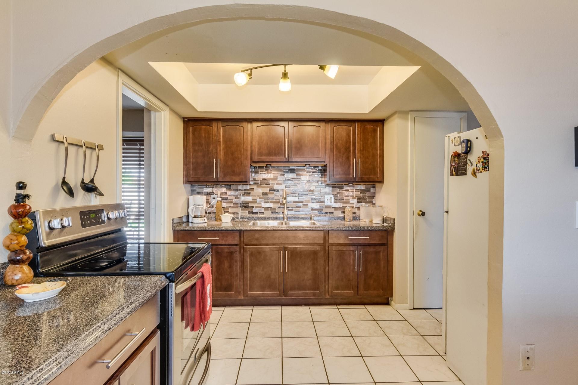 5425 West Thomas Road Phoenix, AZ 85031 - Photo 8 of 20 8