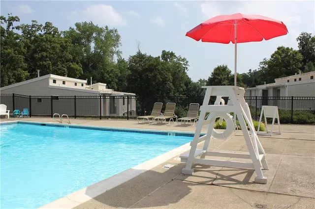 $2,100 | 38 Olcott Way, Unit 38, Ridgefield, CT 06877