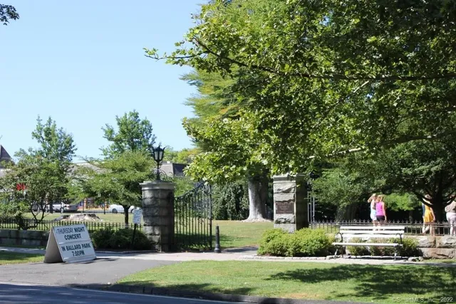 $2,100 | 38 Olcott Way, Unit 38, Ridgefield, CT 06877