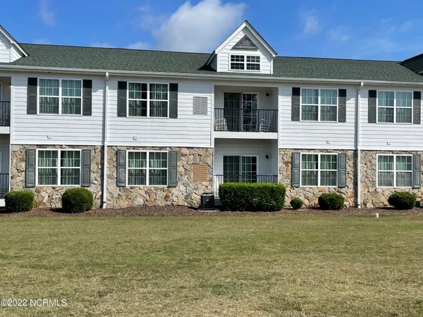 $1,700 | 520 Little River Farm Boulevard, Unit C106, Carthage, NC 28327