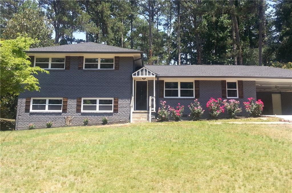 Front Exterior:  Nice curb appeal!  Come on inside!