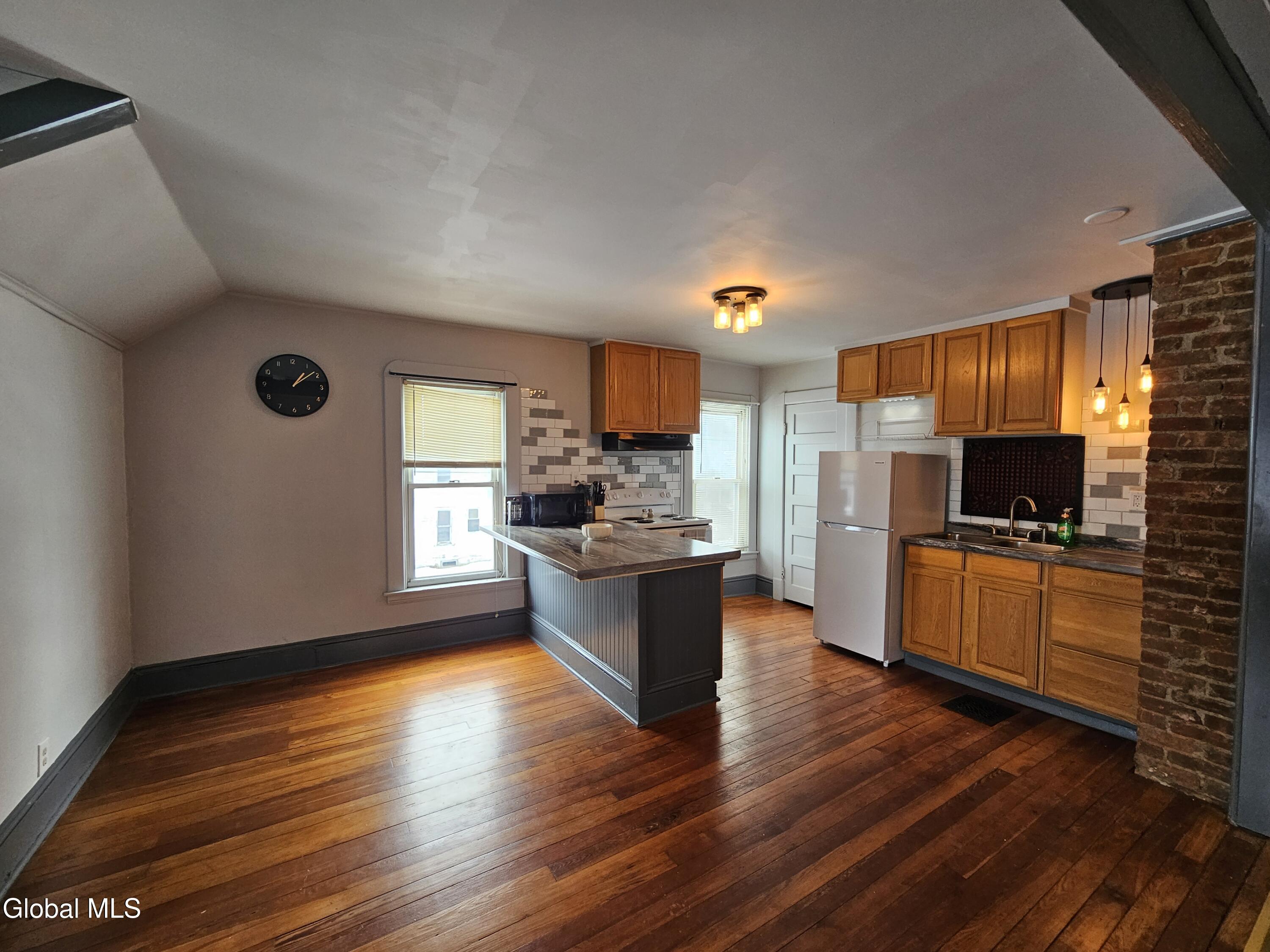 51 Sacandaga Road, Unit 2 Scotia, NY 12302 - Photo 2 of 22 20250125_130841