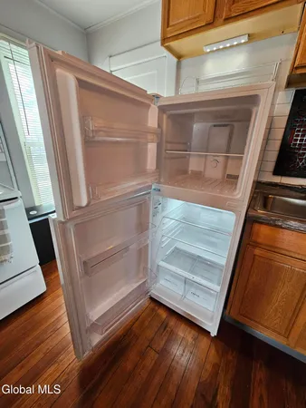 $1,250 | 51 Sacandaga Road, Unit 2, Scotia, NY 12302