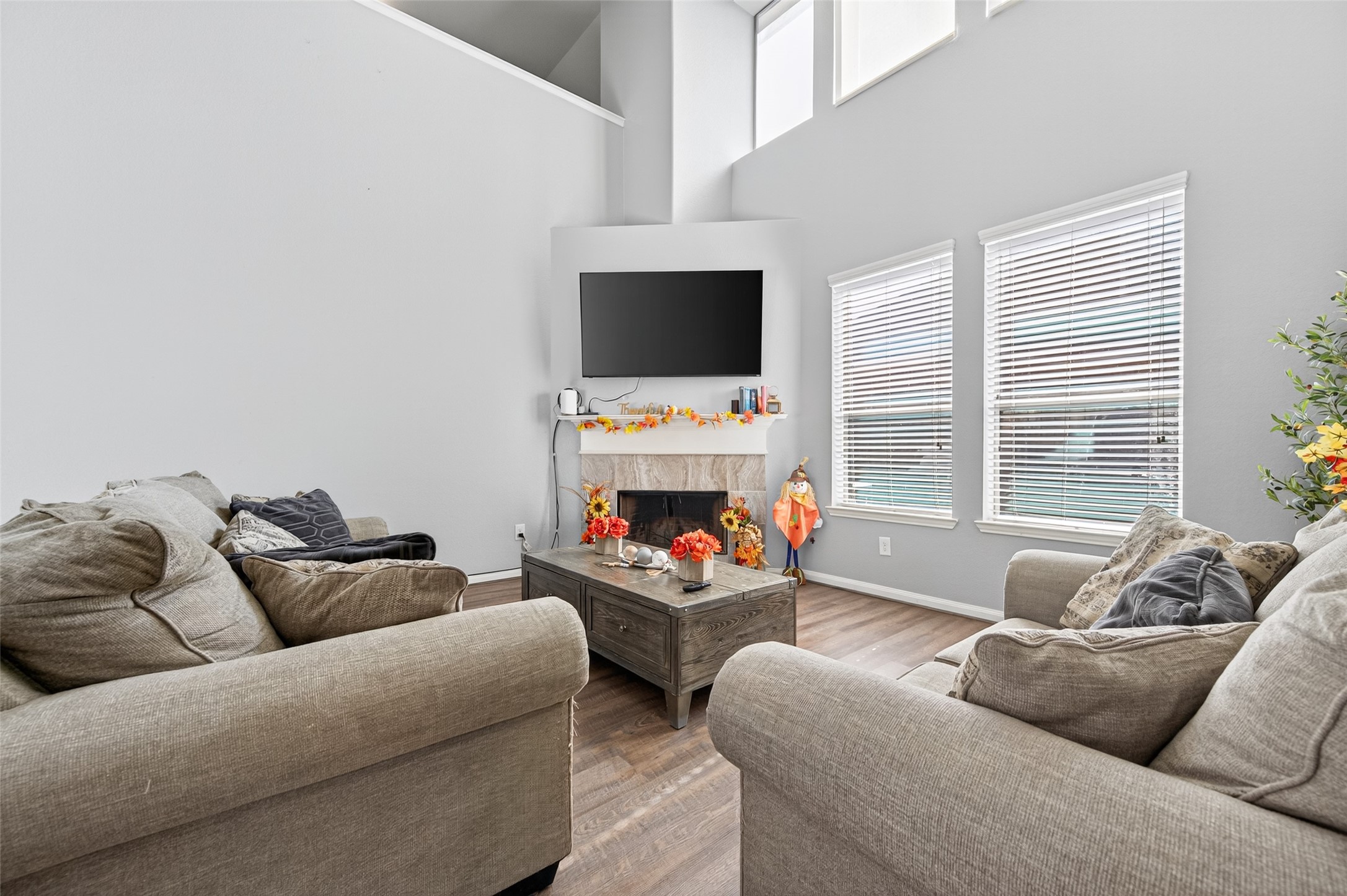 1759 Cindy Lane Conroe, TX 77304 - Photo 2 of 19