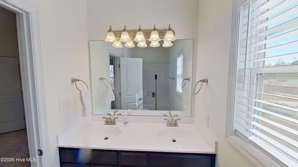 $2,075 | 1122 Carteret Mnr Drive, Jacksonville, NC 28546