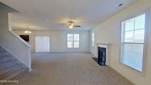 $2,075 | 1122 Carteret Mnr Drive, Jacksonville, NC 28546