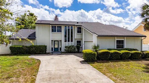 $495,000 | 211 South Shadow Bay Drive, Orlando, FL 32825
