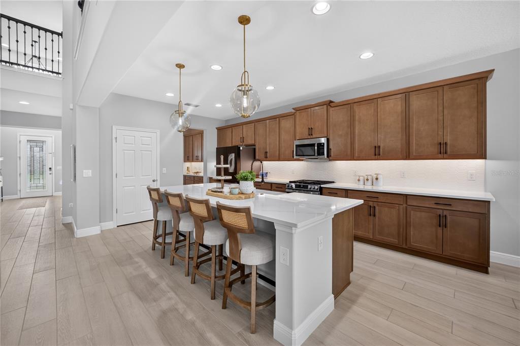 5277 Obsidian Gate Road Mount Dora, FL 32757 - Photo 9 of 54 Gallery Image 9