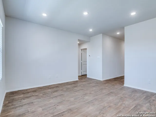 $1,850 | 109 Gather, Seguin, TX 78155