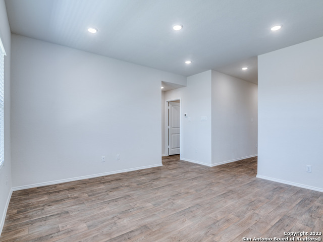 109 Gather Seguin, TX 78155 - Photo 13 of 26