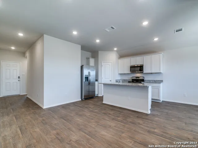 $1,850 | 109 Gather, Seguin, TX 78155