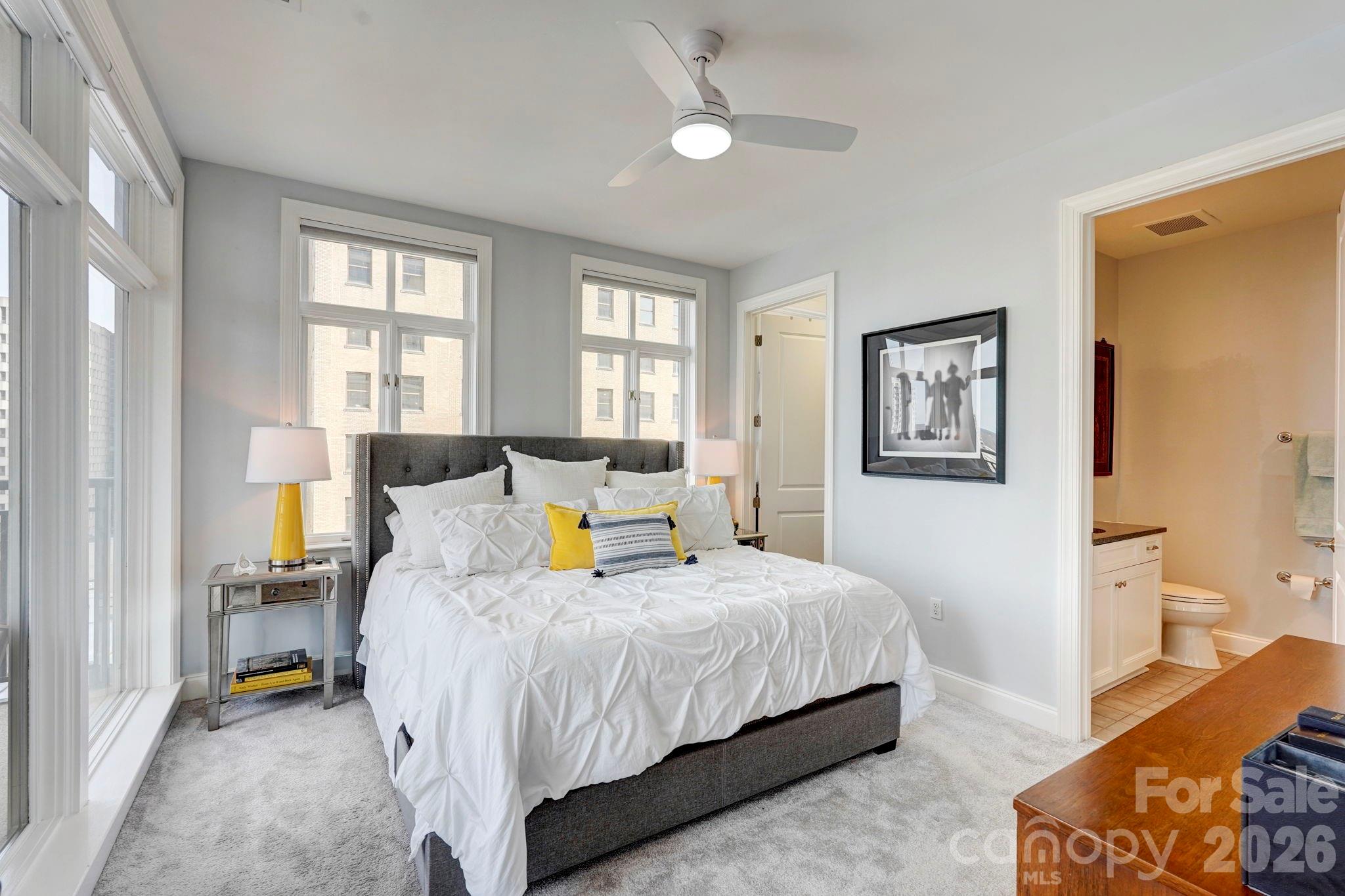 230 South Tryon Street, Unit 1001 Charlotte, NC 28281 - Photo 15 of 39