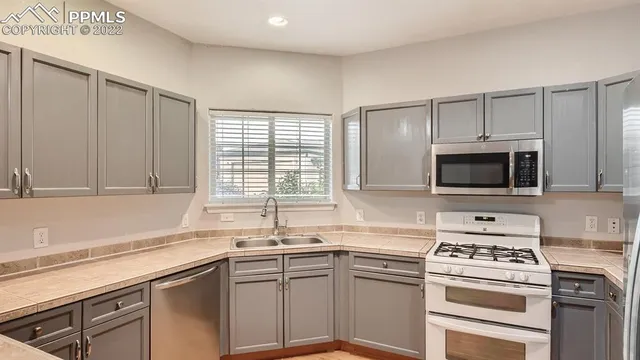 $453,000 | 5974 Eagle Hill Heights, Unit 104, Colorado Springs, CO 80919