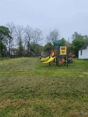 $65,000 | 23 Earl Place, Buffalo, NY 14211