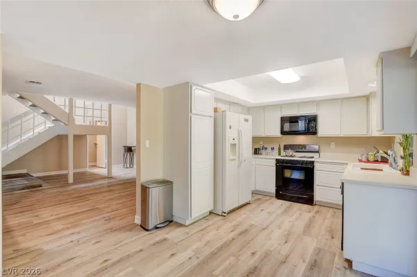 $2,400 | 2408 El Cortez Avenue, Las Vegas, NV 89102