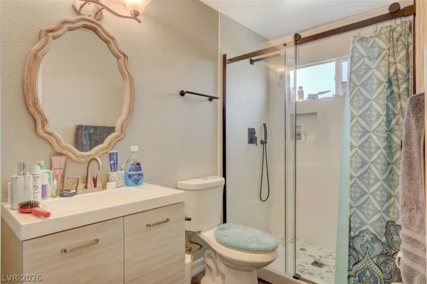 $2,400 | 2408 El Cortez Avenue, Las Vegas, NV 89102