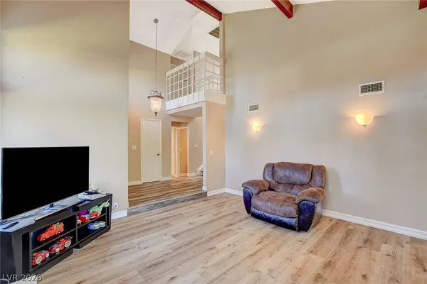 $2,400 | 2408 El Cortez Avenue, Las Vegas, NV 89102