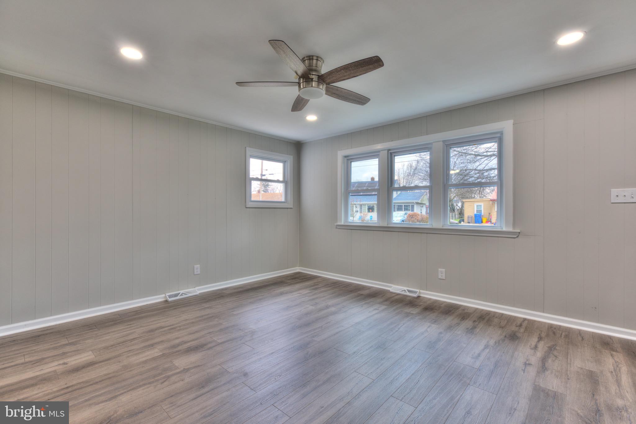 932 Rigg Road Burlington, NJ 08016 - Photo 4 of 25 Gallery Image 4