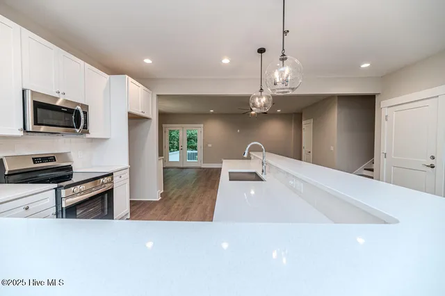 $589,000 | 121 Lamplighter Village Drive, Pinehurst, NC 28374