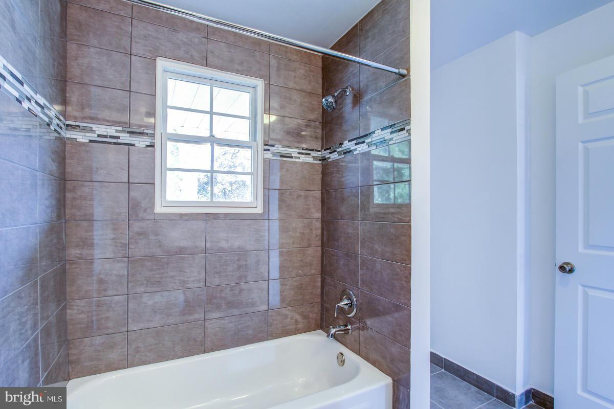 110 Wilgate Road Owings Mills, MD 21117 - Photo 17 of 30 Bath (Master)
