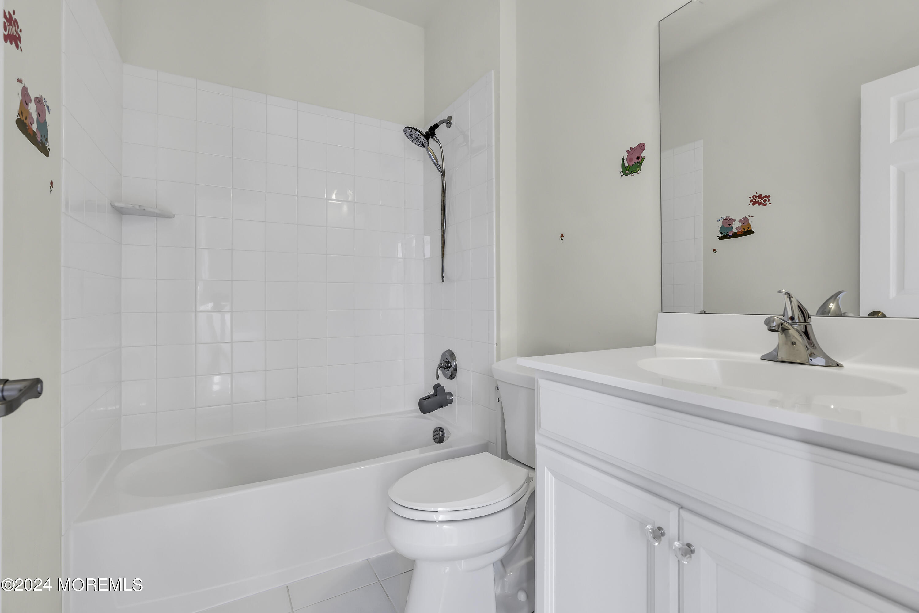 61 Highland Ridge Road Manalapan, NJ 07726 - Photo 34 of 50 052_dsc00380