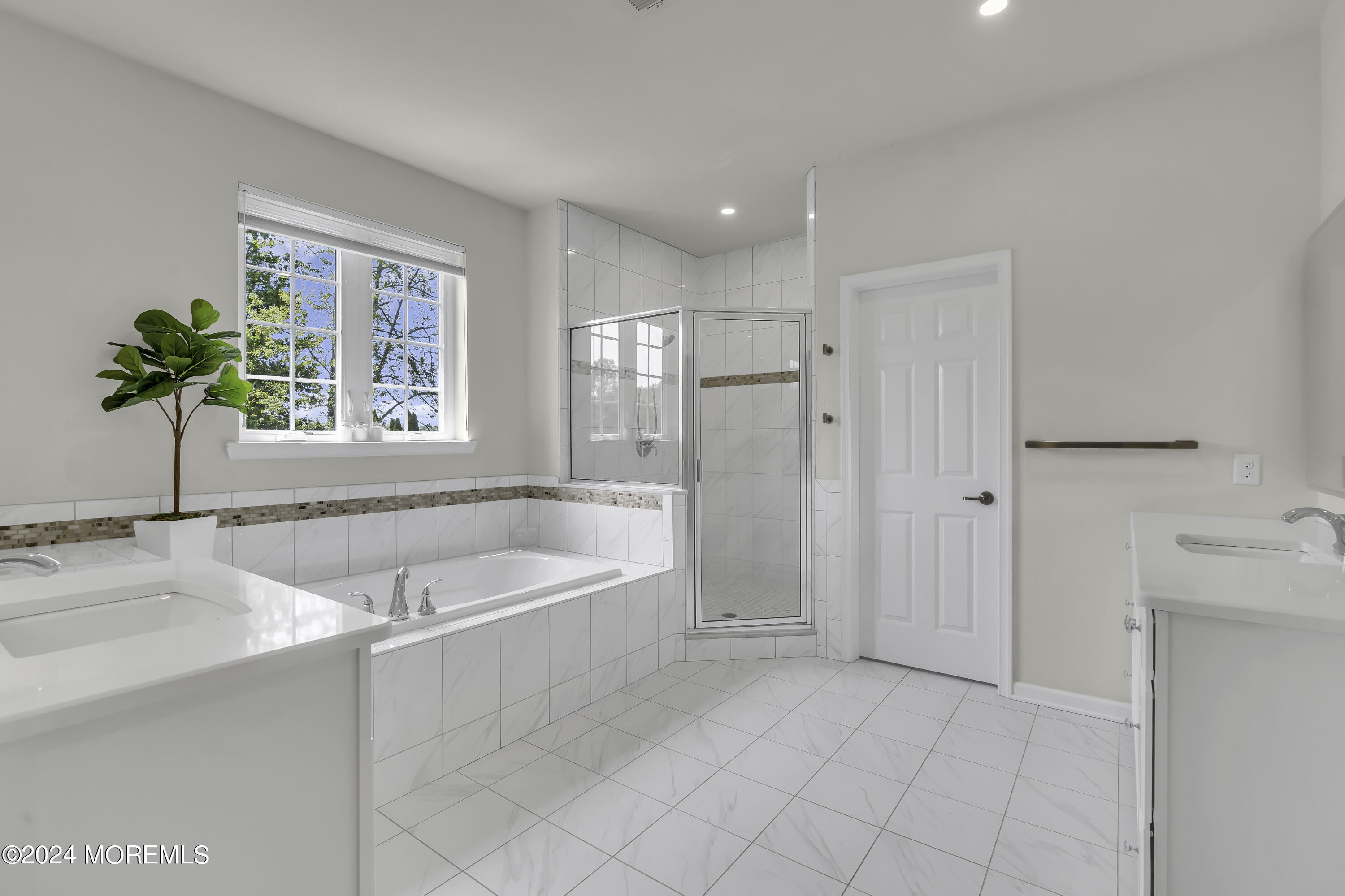 61 Highland Ridge Road Manalapan, NJ 07726 - Photo 38 of 50 056_dsc00400