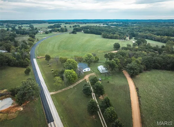 $240,000 | 88 State Highway 42, Dixon, MO 65459