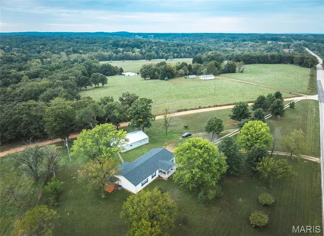 $245,000 | 88 State Highway 42, Dixon, MO 65459