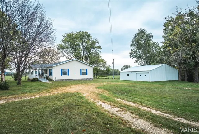 $245,000 | 88 State Highway 42, Dixon, MO 65459