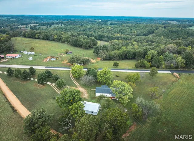 $245,000 | 88 State Highway 42, Dixon, MO 65459