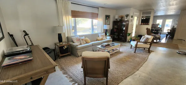 $459,000 | 2100 Lafitte Avenue, Ocean Springs, MS 39564