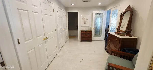 $459,000 | 2100 Lafitte Avenue, Ocean Springs, MS 39564