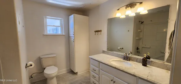 $459,000 | 2100 Lafitte Avenue, Ocean Springs, MS 39564