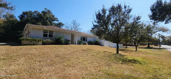 $459,000 | 2100 Lafitte Avenue, Ocean Springs, MS 39564