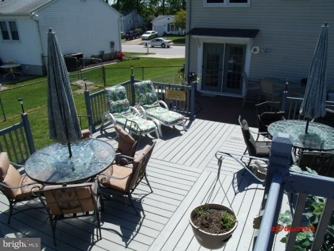 511 Nollmeyer Road Middle River, MD 21220 - Photo 17 of 20 Back Deck
