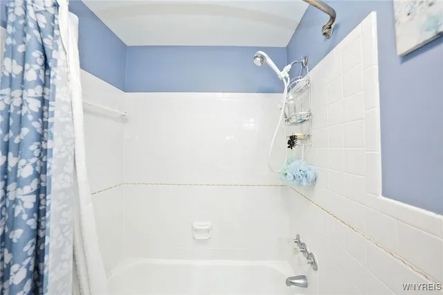 $169,500 | 59 Old Lyme Drive, Unit 3, Amherst, NY 14221