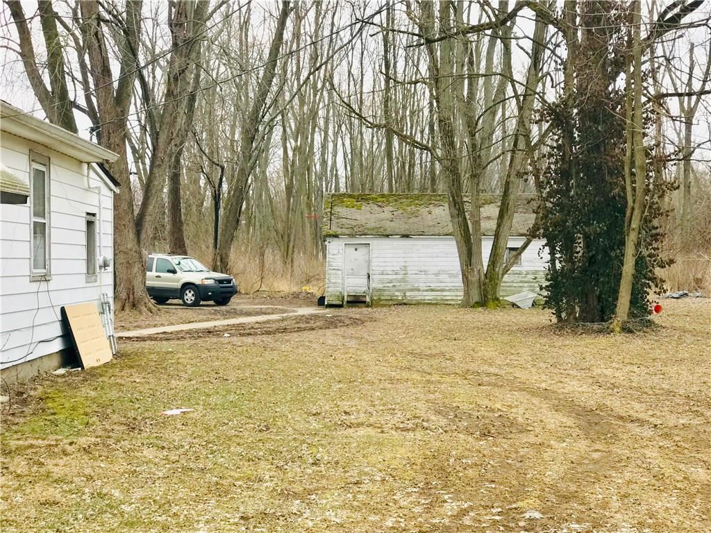 1277 West County Line Road Greenwood, IN 46142 - Photo 3 of 7 Gallery Image 3