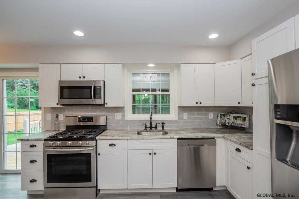 15 N Ridge Malta, NY 12019 - Photo 14 of 50 Photo 41