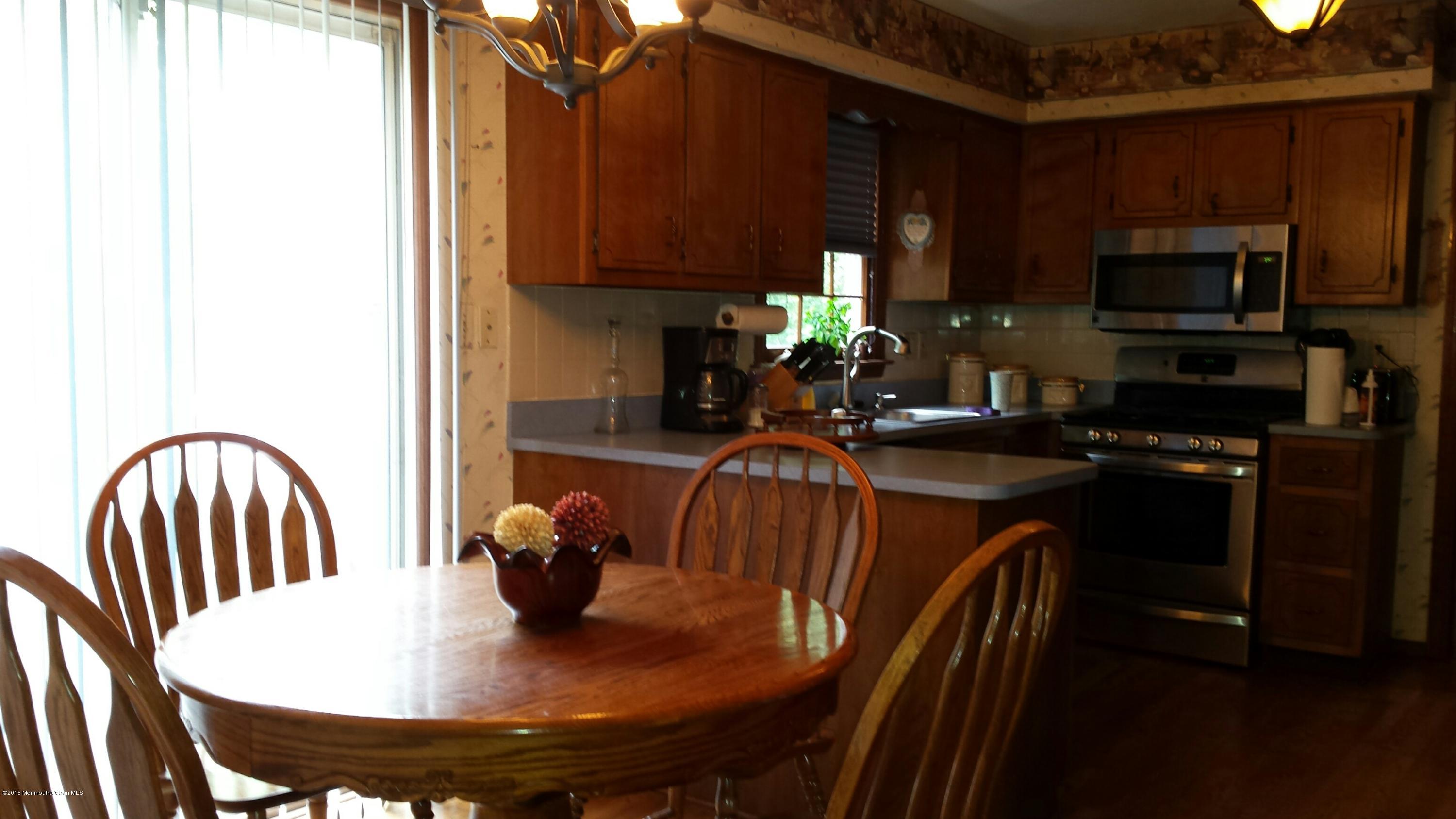 6 Spicy Pond Road Howell, NJ 07731 - Photo 7 of 16 Kitchen w:Dining Area