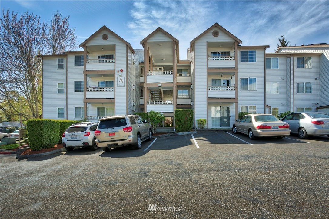 10824 Southeast 170th Street, Unit A102 Renton, WA 98055 - Photo 1 of 16 Gallery Image 1