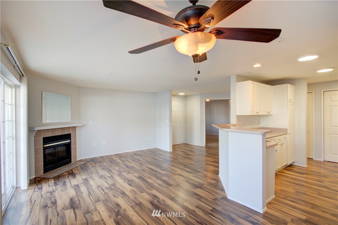 10824 Southeast 170th Street, Unit A102 Renton, WA 98055 - Photo 4 of 16 Gallery Image 4