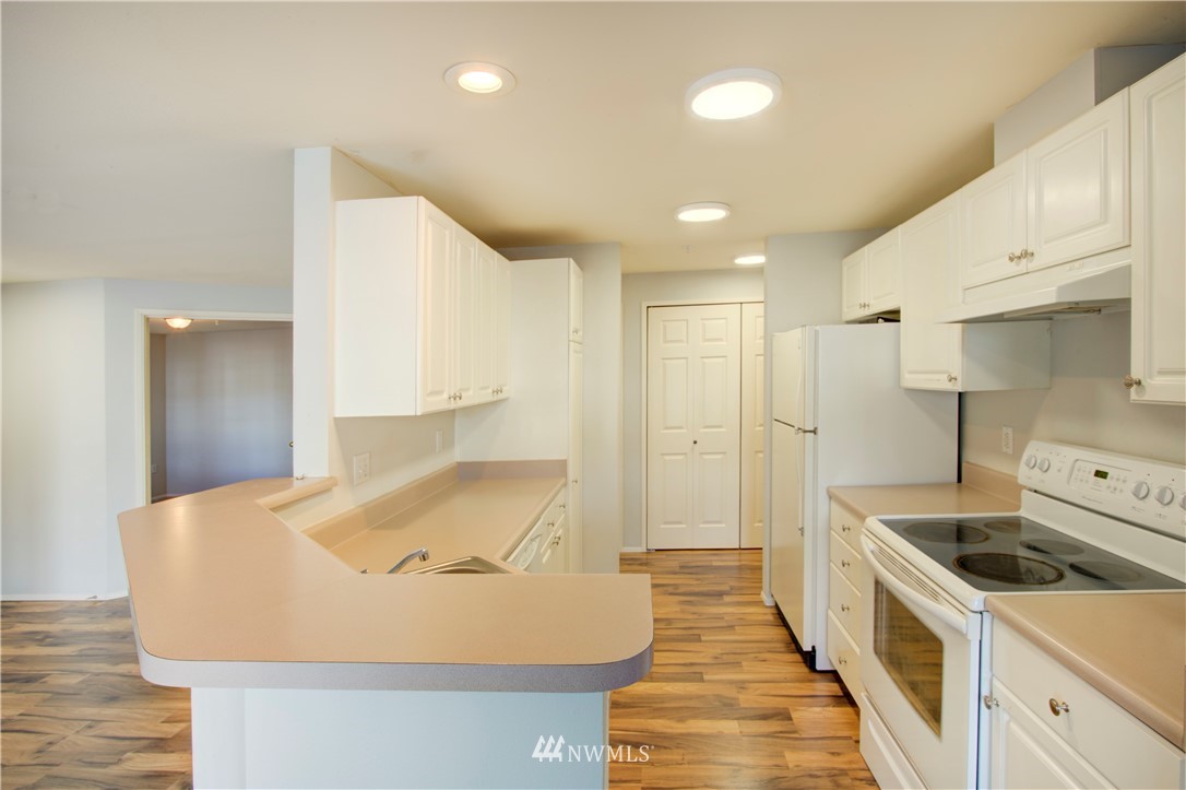 10824 Southeast 170th Street, Unit A102 Renton, WA 98055 - Photo 7 of 16 Gallery Image 7
