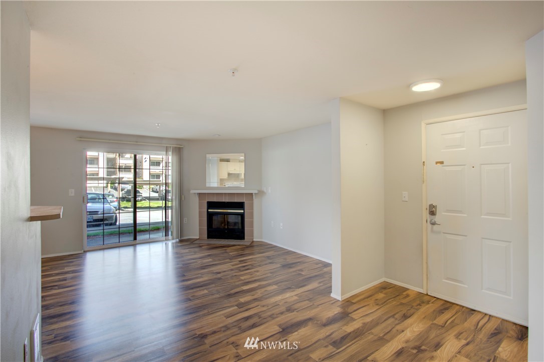 10824 Southeast 170th Street, Unit A102 Renton, WA 98055 - Photo 9 of 16 Gallery Image 9