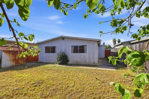 $495,000 | 415 Spruce Circle, Watsonville, CA 95076